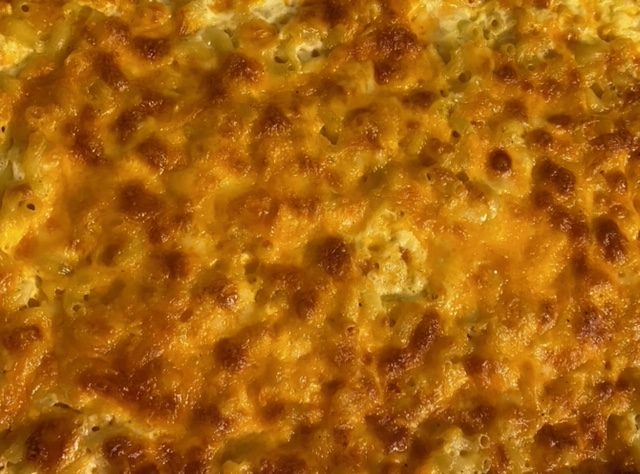 mac and cheese with browned crust